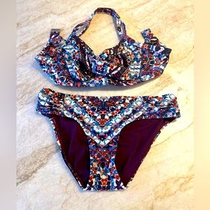 Near new condition Athleta bikini, 32 B/C top and XS bottom